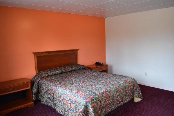 PLYMOUTH MOTOR LODGE Main image